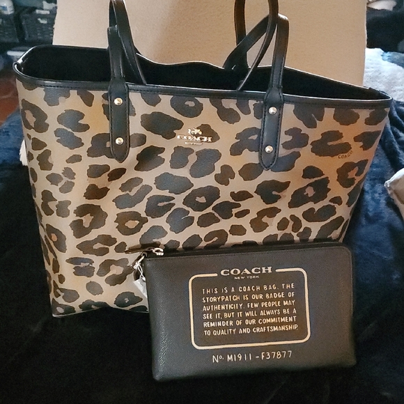 Coach Leopard Print Tote - Tan and Black - Picture 8 of 9